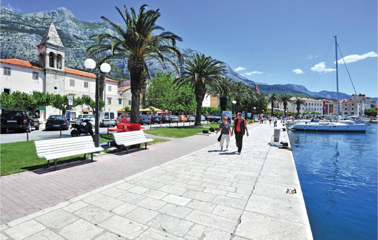 Beautiful Home In Makarska With Kitchen エクステリア 写真